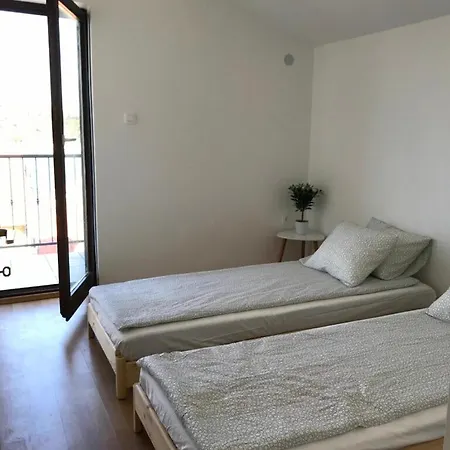 Bella * Rogoznica (Sibenik-Knin)